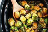 Crispy Garlic Parmesan Brussels Sprouts in the Air Fryer