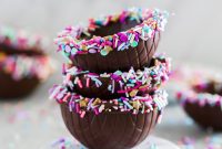 Edible Chocolate Dessert Bowls: How to Make and Fill Them