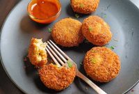 Crispy Chicken and Potato Cutlets Recipe with Herb Filling