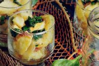 Crispy Roasted Potatoes with Zesty Chimichurri Sauce