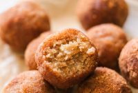 No-Bake Paleo and Vegan Apple Cinnamon Donut Holes