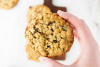 Chewy Oatmeal Raisin Cookies with Cinnamon and Brown Sugar