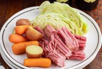 Slow Cooker Corned Beef and Cabbage Recipe for Tender, Flavorful Results