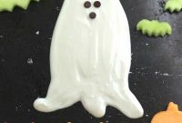Spooky Halloween Fruit Dip Recipe for Party Snacks