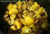 Dublin Coddle: Hearty Irish Sausage, Bacon & Potato Hot Pot