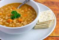 Instant Pot Campbell’s Copycat: Bacon and Bean Soup Recipe