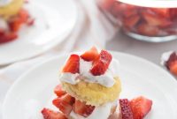 Strawberry Shortcake Recipe with Fresh Strawberries and Cream