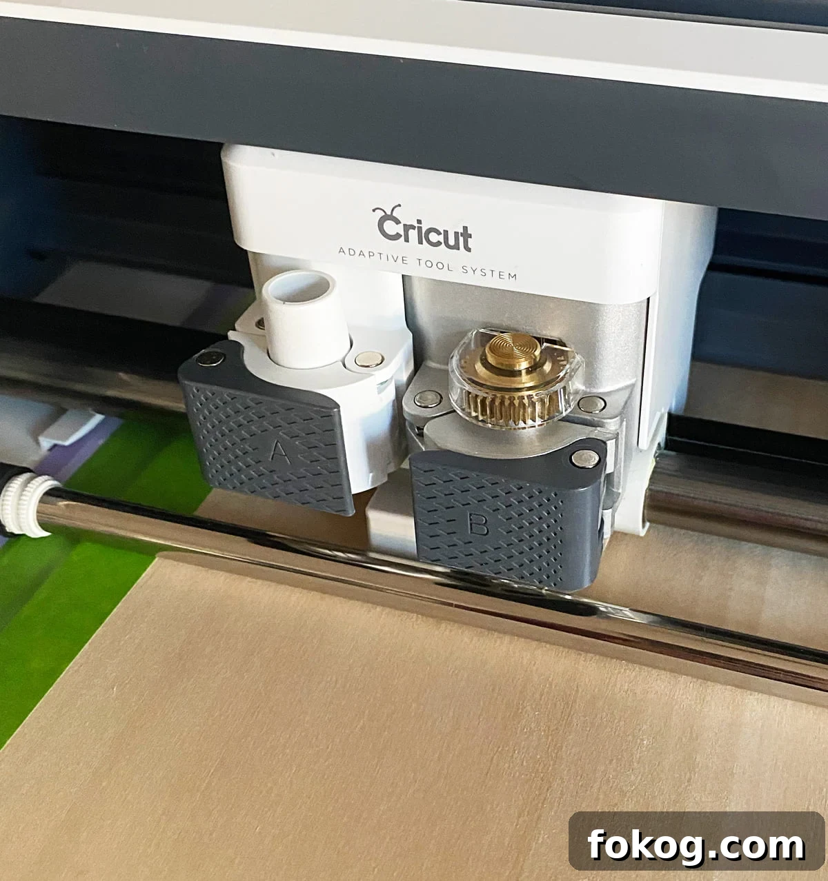 Cutting Basswood with a Cricut Maker: Step-by-Step Guide 2 Cutting basswood on Cricut Maker