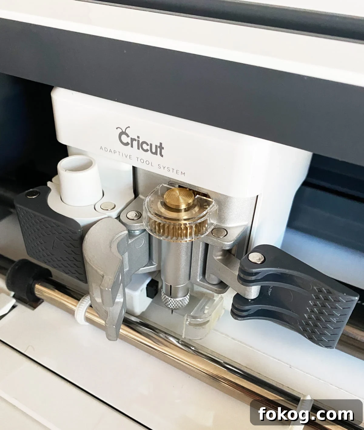 Cutting Basswood with a Cricut Maker: Step-by-Step Guide 6 Cricut Knife Blade