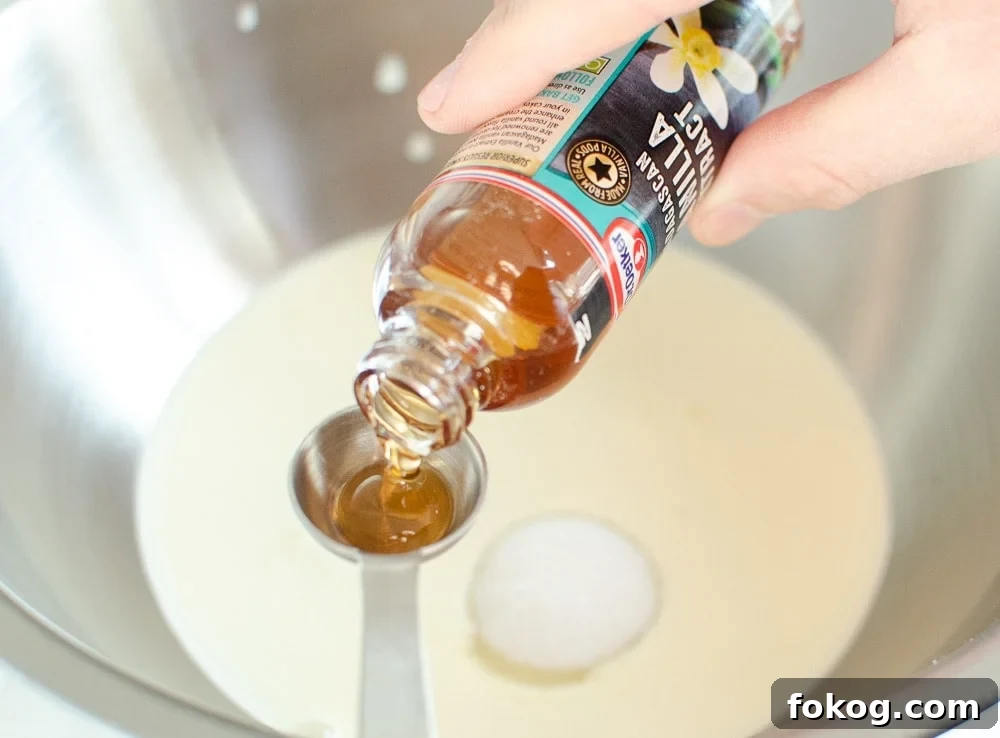 Vanilla Extract, Icing Sugar and cream ti make whipping cream