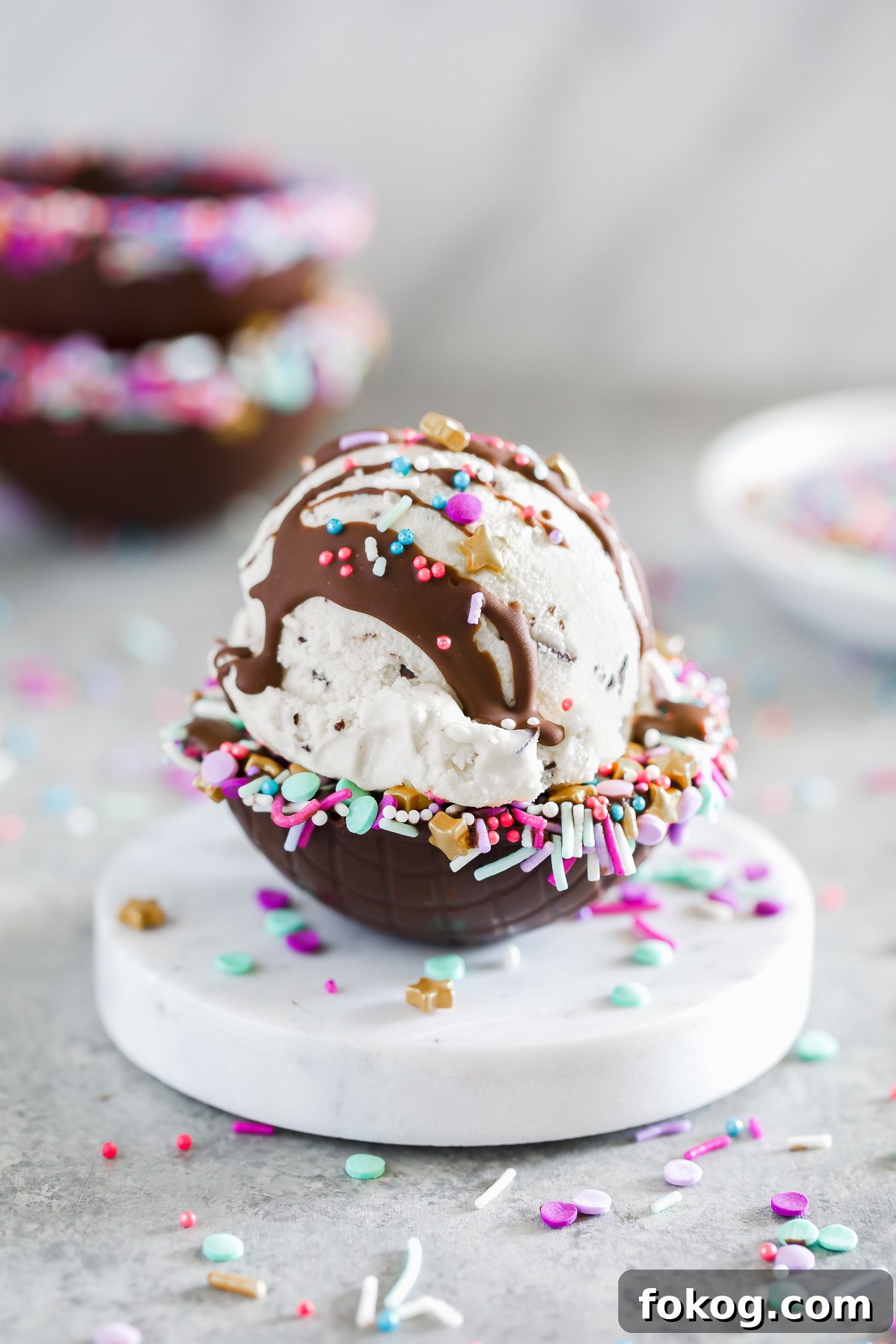 Edible Chocolate Dessert Bowls: How to Make and Fill Them 6 easy chocolate bowl recipe for ice cream sundaes