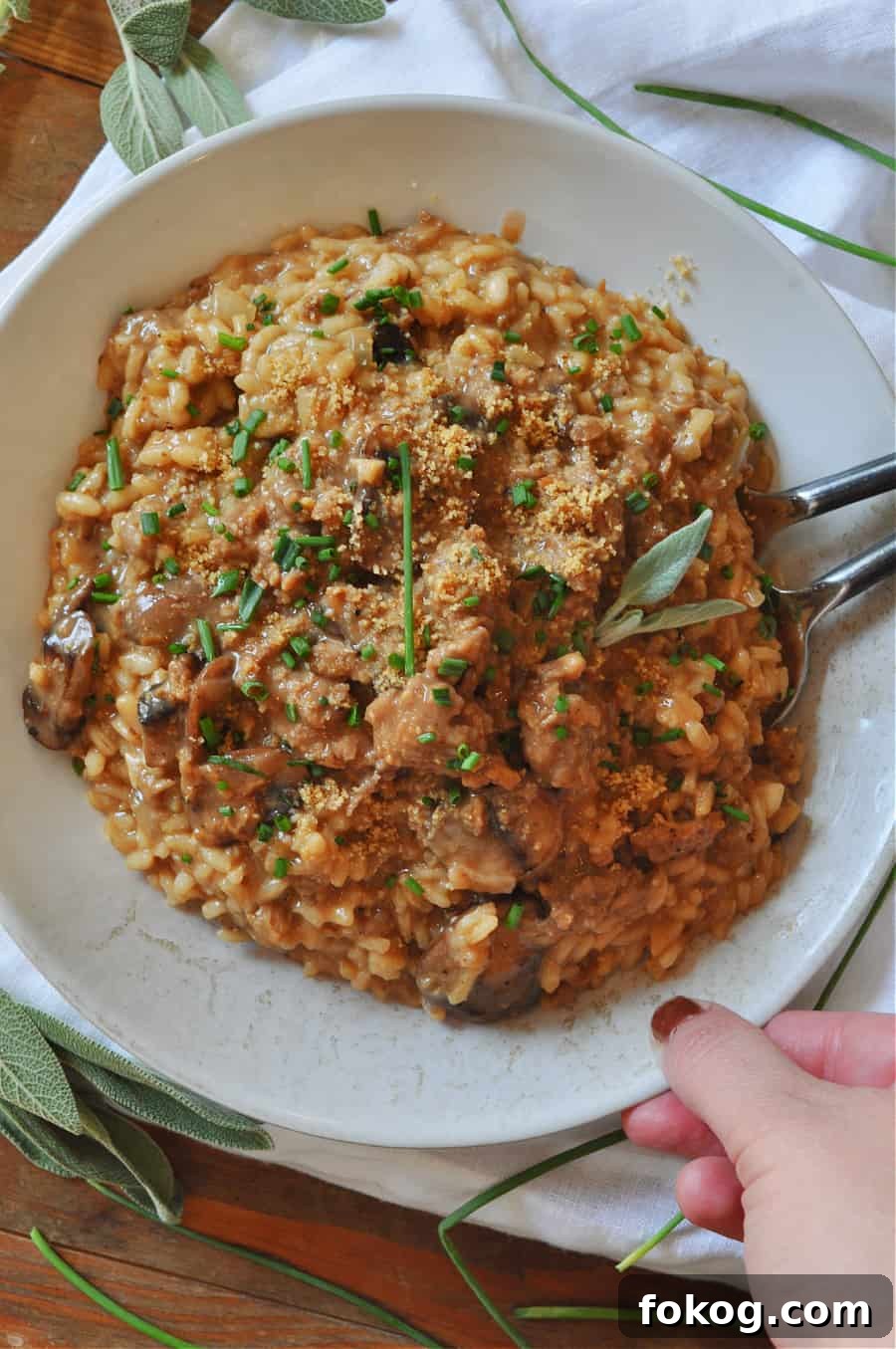 Vegan Salisbury Steak Risotto Recipe — Flavorful Comfort Meal 3 img 18861 3