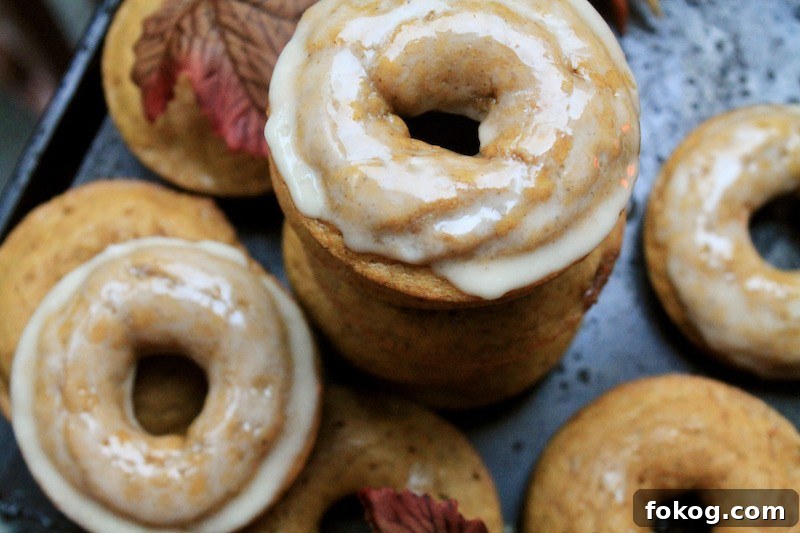 easy oven baked pumpkin spice donuts recipe with glaze