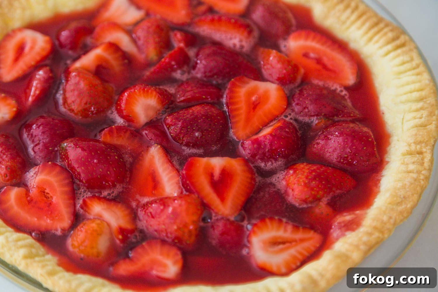 Fresh Strawberry Pie Recipe: Classic No-Bake Summer Dessert 6 Strawberry pie before chilling