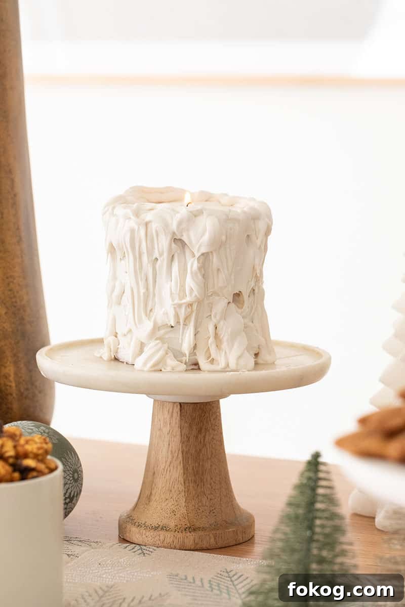 White candle cake.