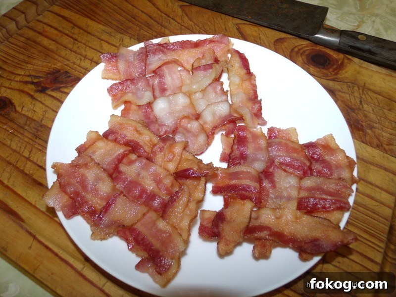 Crispy Bacon Squares: The Ultimate Burger Topping 8 Bacon Squares, ready to eat