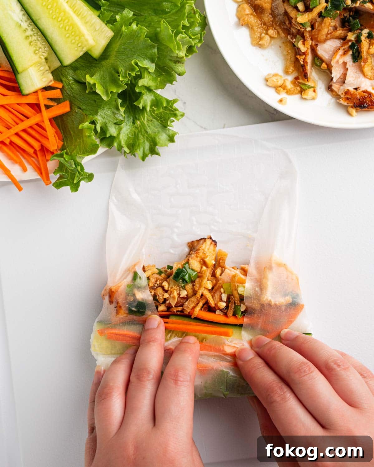 Process of rolling spring roll.