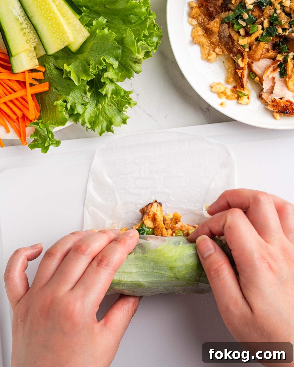 Process of rolling spring roll.