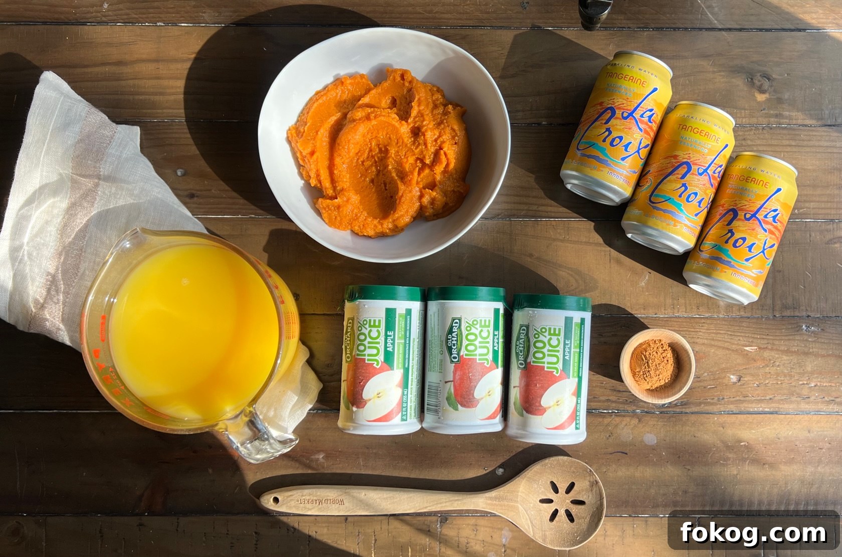 Whole30 + Paleo Fall Punch - Easy! 5-ingredients, 5-minutes and kid-approved.