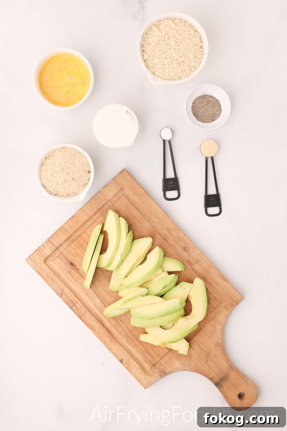 Ingredients needed to make avocado fries.