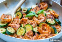 Sun-Dried Tomato Pesto Shrimp and Zucchini Skillet