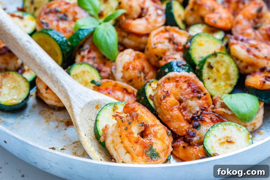 Sun-Dried Tomato Pesto Shrimp and Zucchini Skillet 2 Sun-dried Tomato Pesto Shrimp Zucchini Skillet