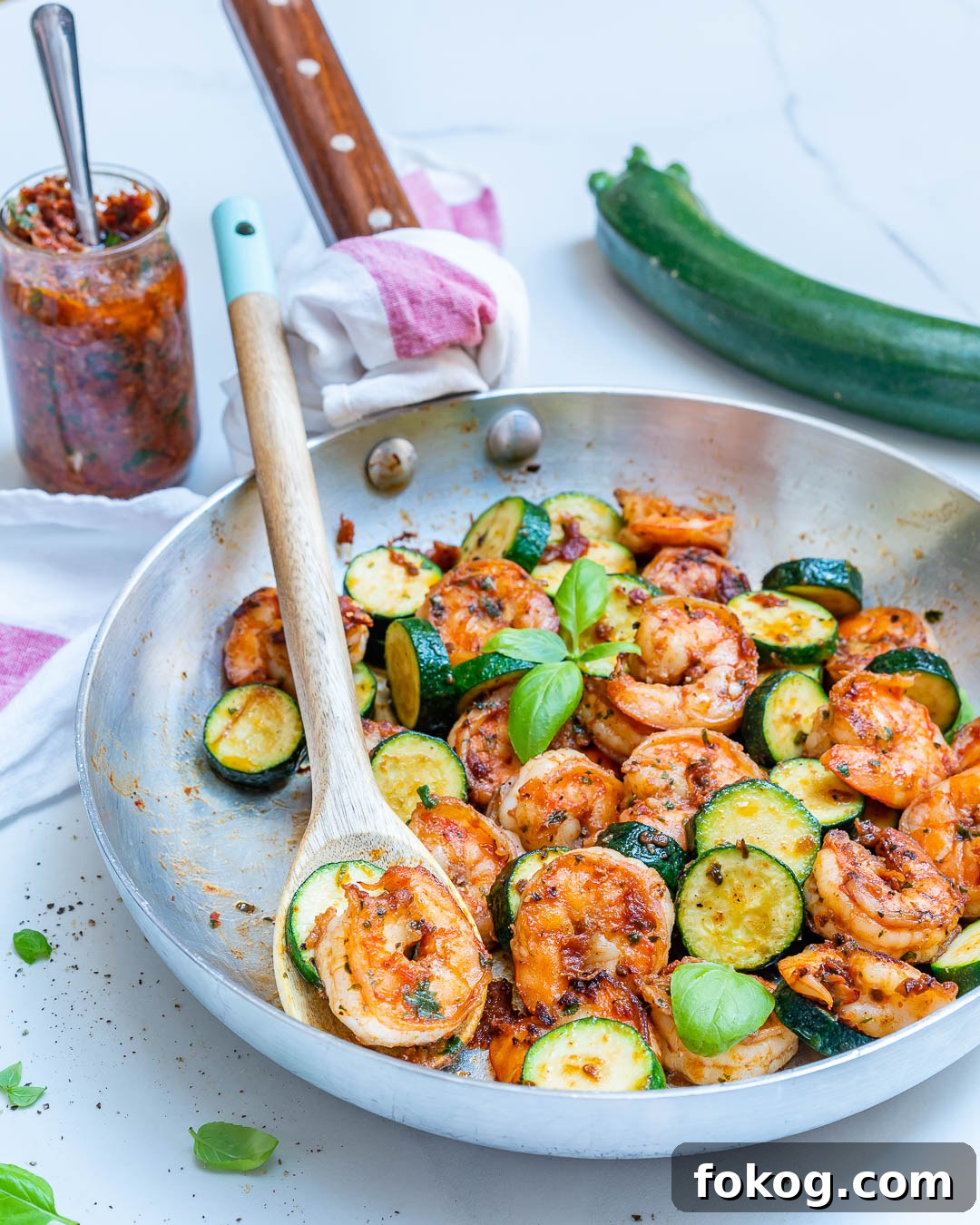 Sun-Dried Tomato Pesto Shrimp and Zucchini Skillet 3 Preparation Sun-dried Tomato Pesto Shrimp Zucchini Skillet