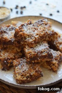 Close up of the chocolate dulce de leche bars.
