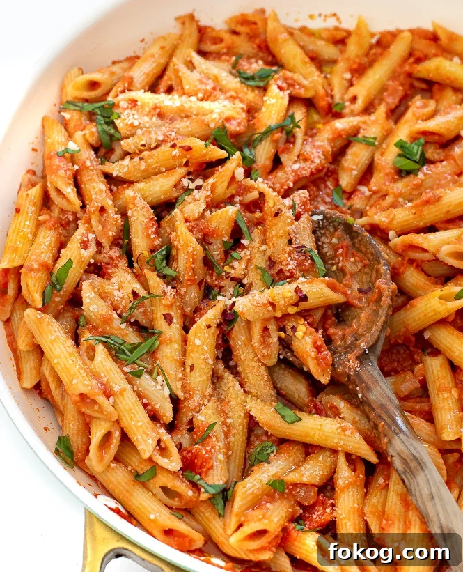 easy pasta recipe with vodka sauce